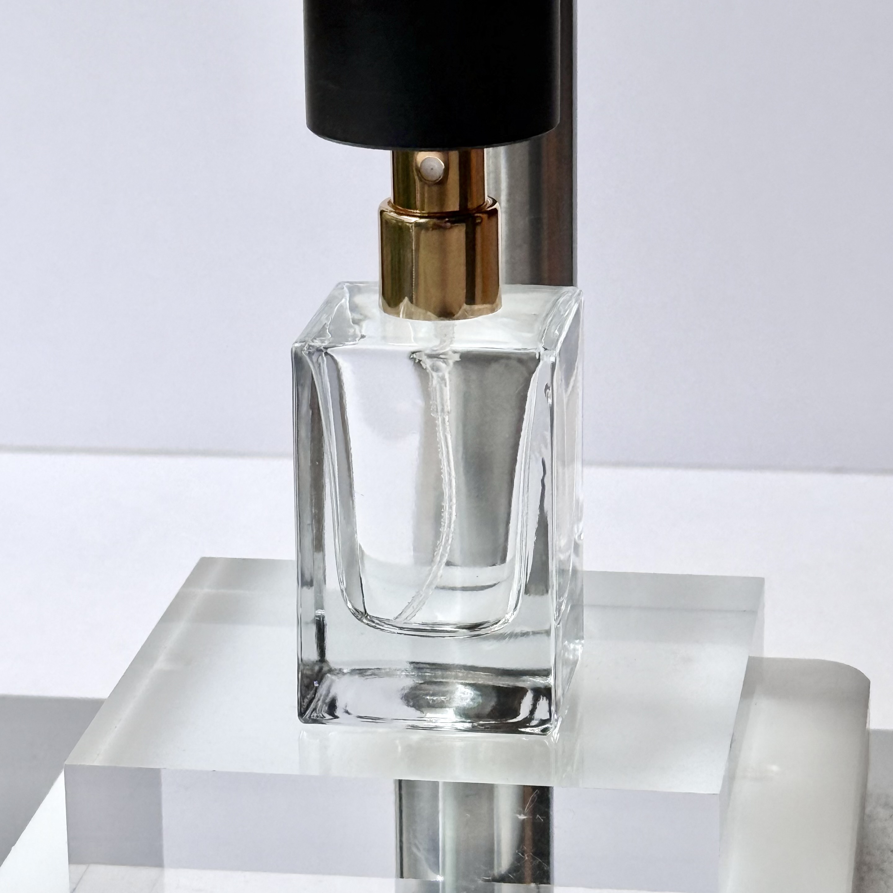 圧栓後にノズルカバーの収まりを確認している状態