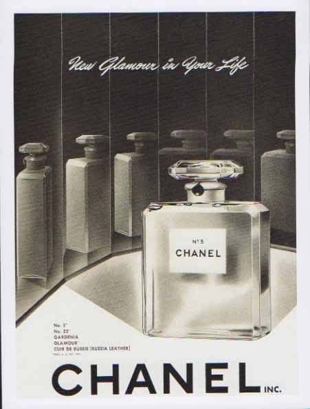 CHANEL N°5 レトロ広告 右
